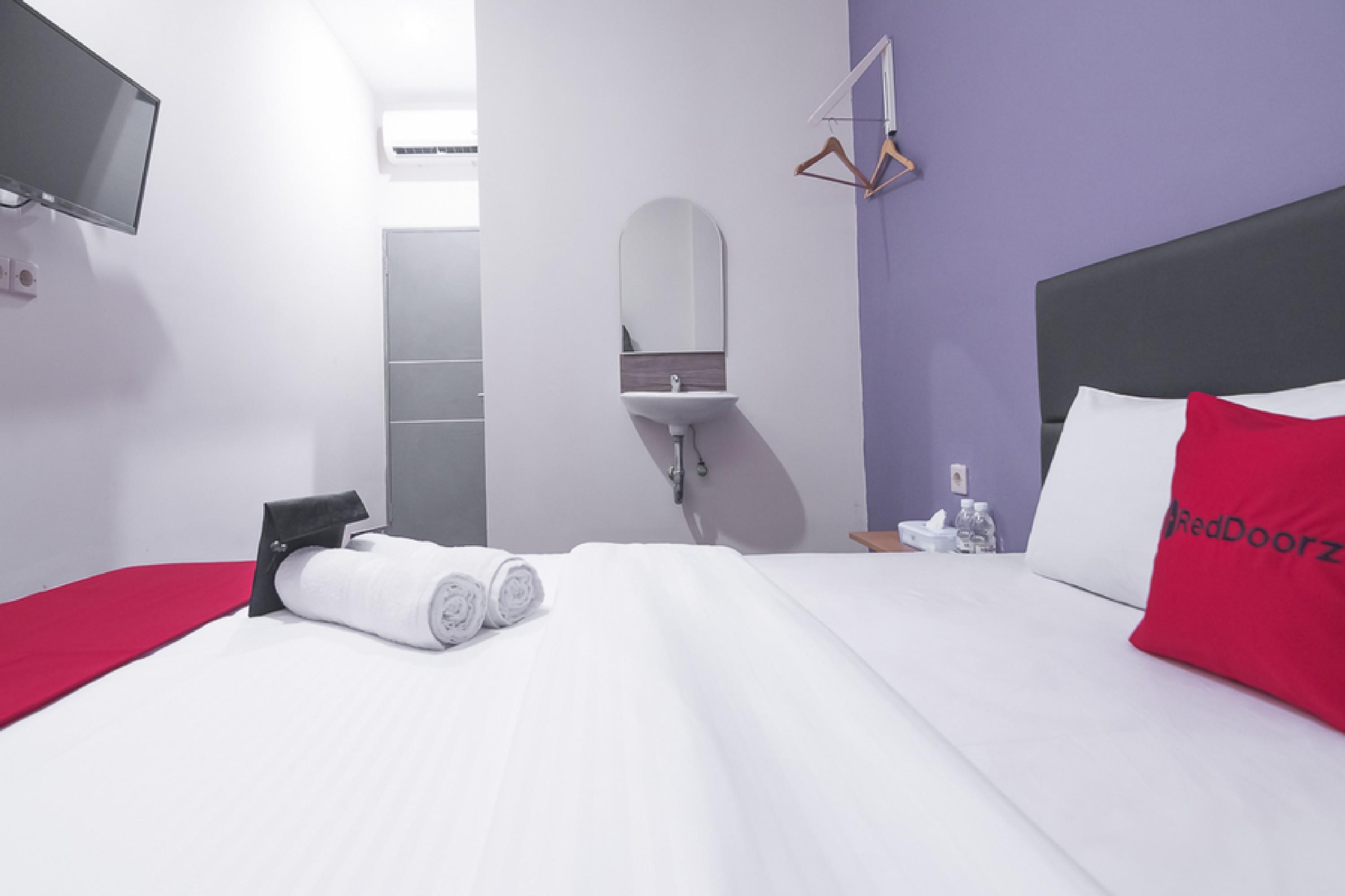 Hotel Reddoorz Near Itc Mangga Dua à Jakarta Extérieur photo