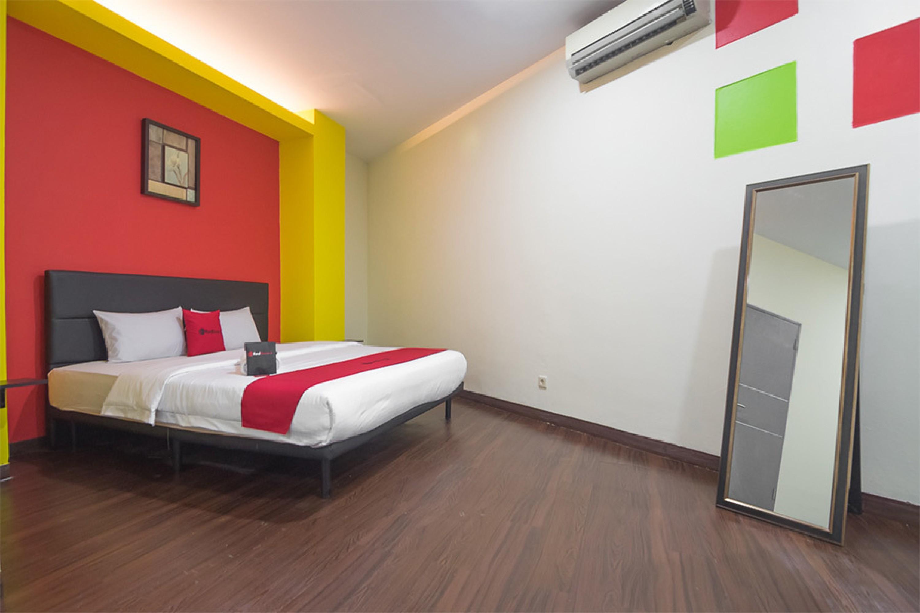Hotel Reddoorz Near Itc Mangga Dua à Jakarta Extérieur photo