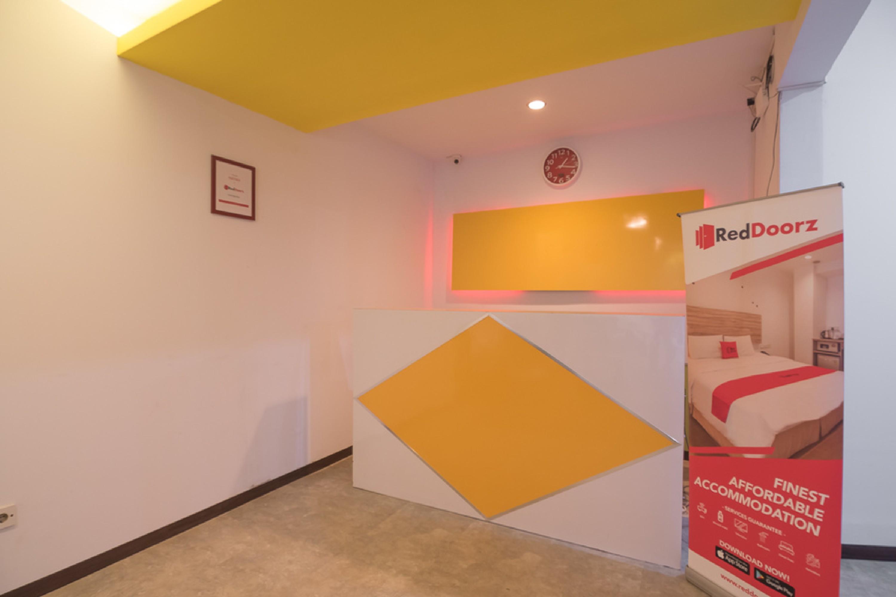 Hotel Reddoorz Near Itc Mangga Dua à Jakarta Extérieur photo