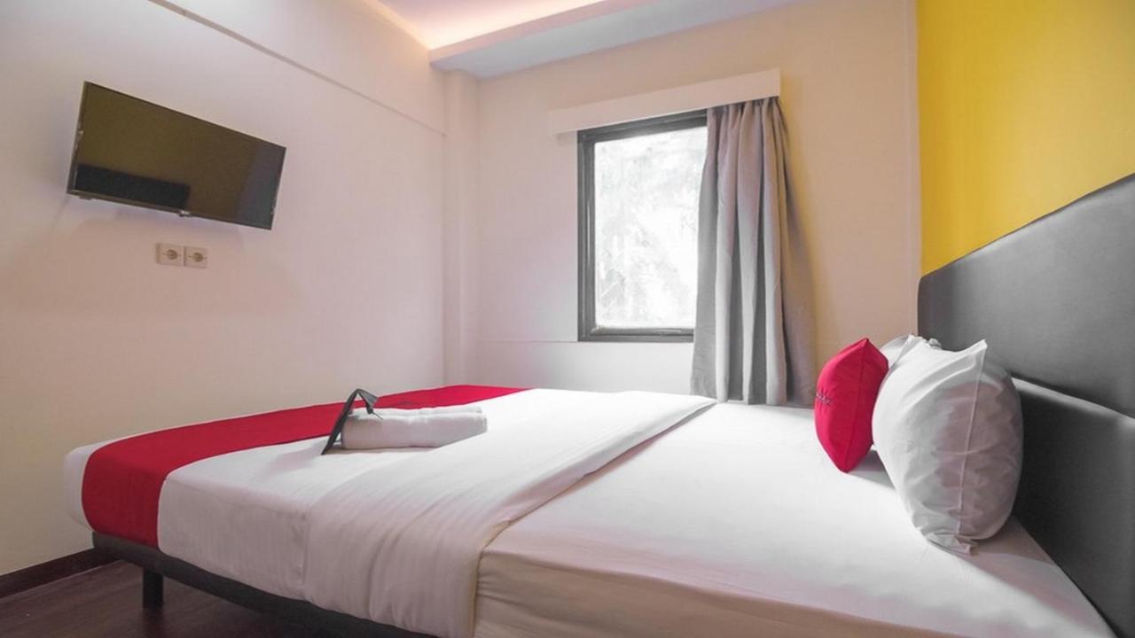 Hotel Reddoorz Near Itc Mangga Dua à Jakarta Extérieur photo