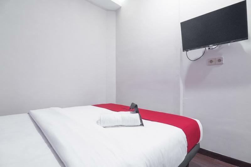 Hotel Reddoorz Near Itc Mangga Dua à Jakarta Extérieur photo